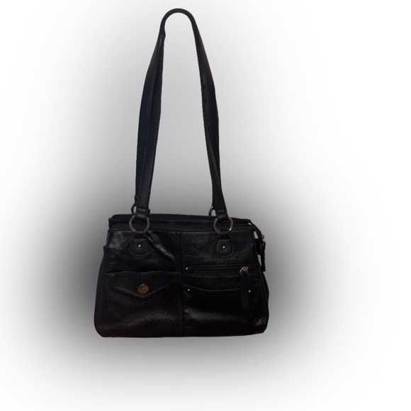 Stone Mountain Accessories Handbags - EUC Black Leather Shoulder Bag